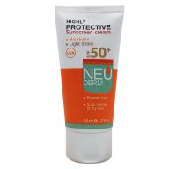 ضد آفتاب رنگی بژ روشن SPF50 نئودرم مناسب پوست خشک